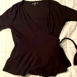 Black loft wrap tee (size M)